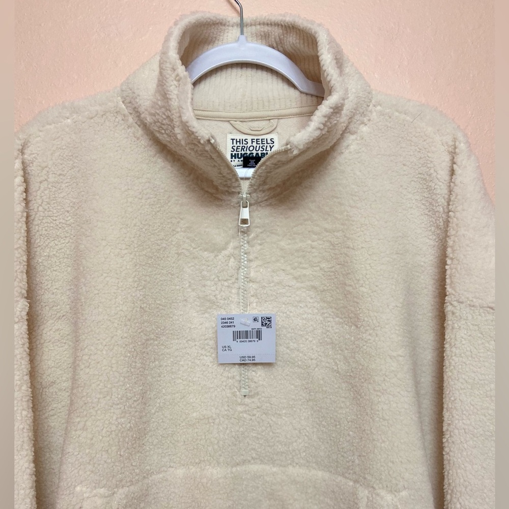 American Eagle Cropped Sherpa Quarter-Zip Sweatshirt - Picture 4 of 6